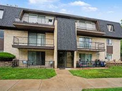 11115 S 84th Ave APT 2B