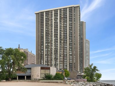 6007 N Sheridan Rd APT 38G