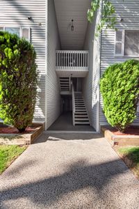 912 W Lincoln Pl APT 303