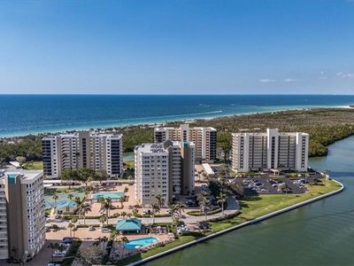 21 Bluebill Ave #B-806