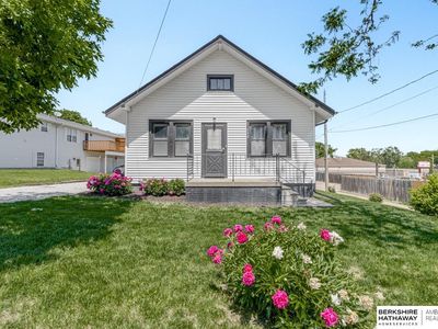 338 W 14th St