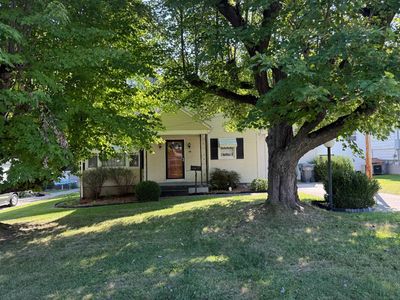 26 Carroll Ave