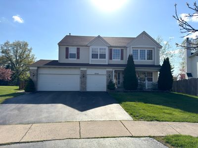 39302 N Queensbury Ln