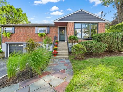 3 Pheasant Ln