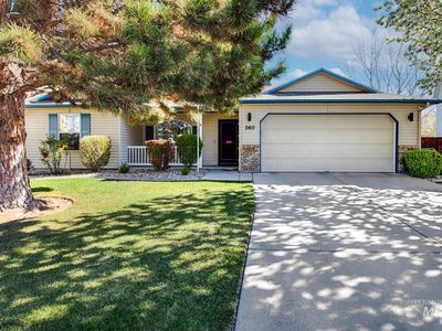 2410 N Hawaiian Hawk Pl