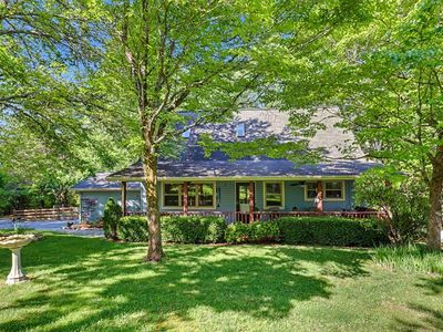 22 River Run Dr