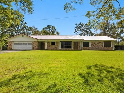 1639 State Highway 87 S