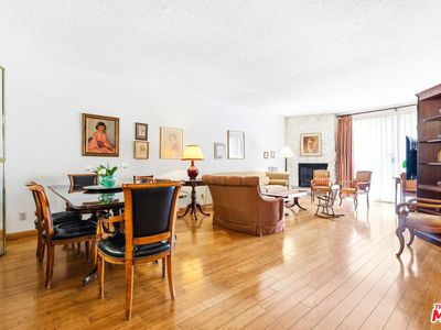 104 S Hayworth Ave APT 101