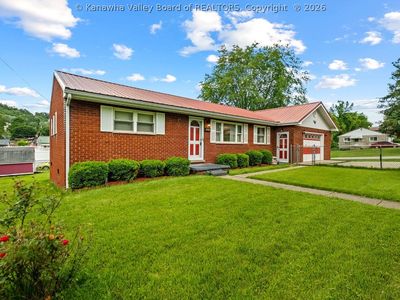 5321 Alpine Dr