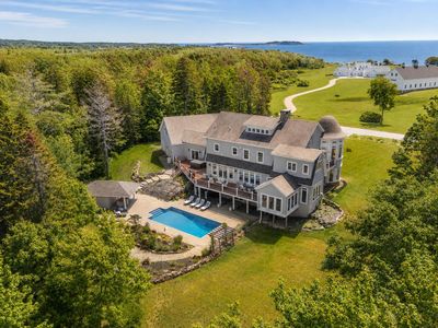 4 Cole Farm Drive