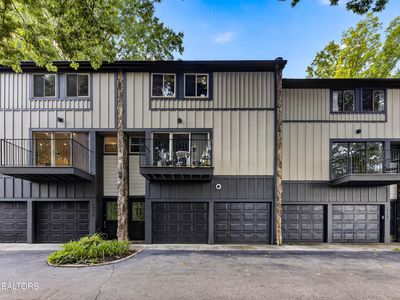 1976 Cherokee Bluff Dr