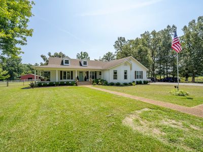 1725 Woods Rd