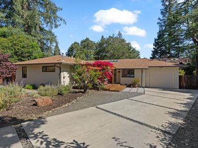 25 Sharon Ct