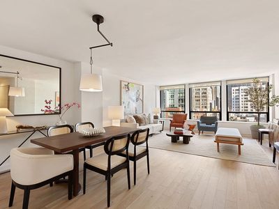 330 E 33rd St APT 7J