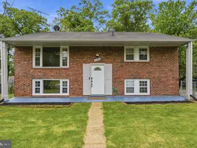 9705 Locust Ave