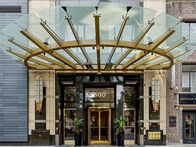 800 N Michigan Ave APT 5501