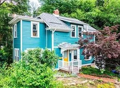 141 Lacrosse St