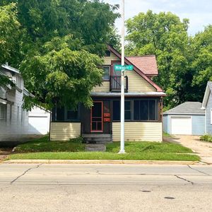 2810 Milwaukee St