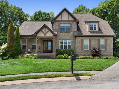 1094 Cantwell Pl