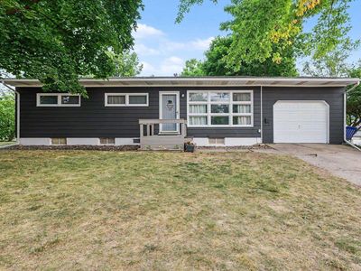 422 W Center St