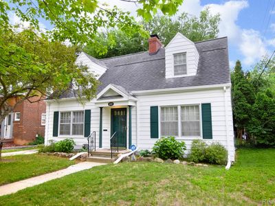 2020 Calumet St