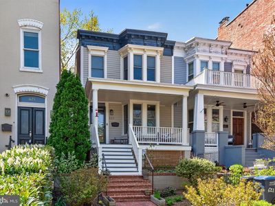 623 Massachusetts Ave NE