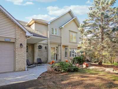 13485 Dahlia Ct