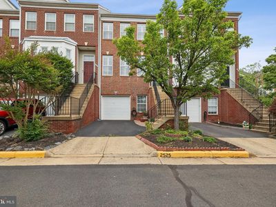 2525 James Madison Cir