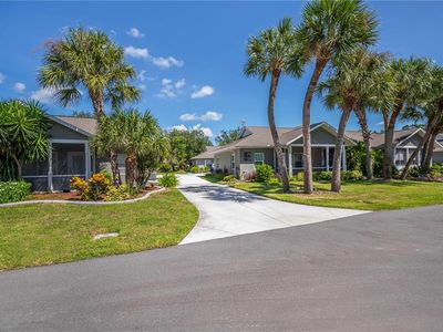 1253 RED OAK LANE