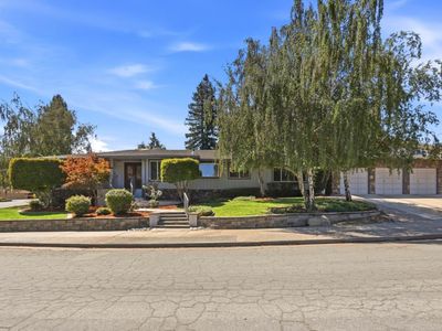1560 El Dorado Dr