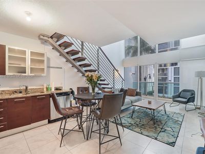 41 SE 5th St APT 304