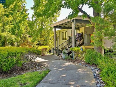 3033 Golden Rain Rd APT 6