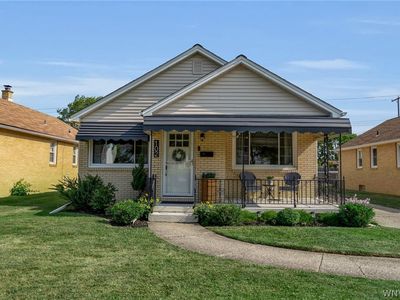 102 Central Blvd