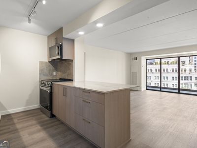 2460 Peachtree Rd NE #608