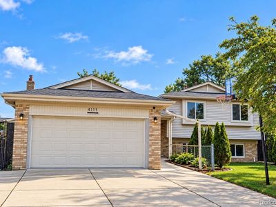 4111 Rose Mary Dr