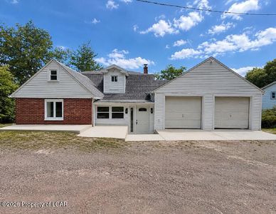 64 N Hunter Hwy