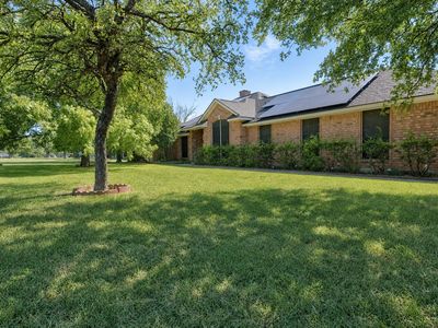 Property at 213 Diamond Oaks Dr, Hudson Oaks, TX