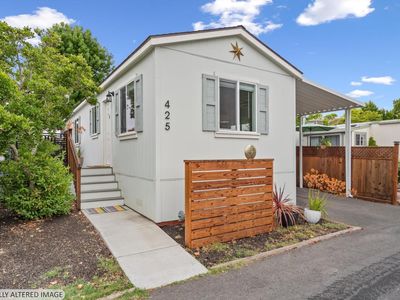300 Stony Point Road Road #425