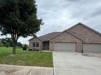 109 Cardinal Ln