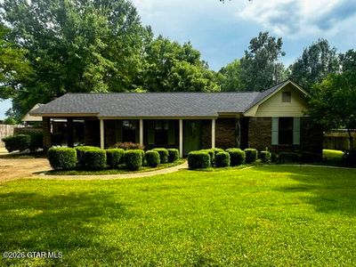 1326 E Old Highway 82