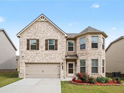 684 Lakehaven Ln