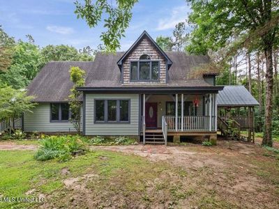 221 Pleasant Hill Dr