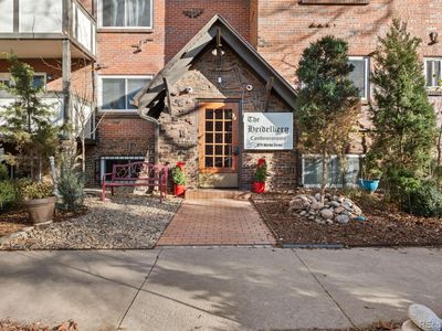 1270 N Marion Street #211