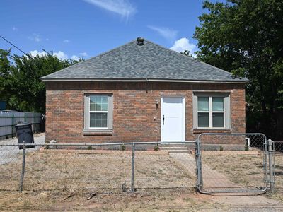 1105 Burkburnett Rd