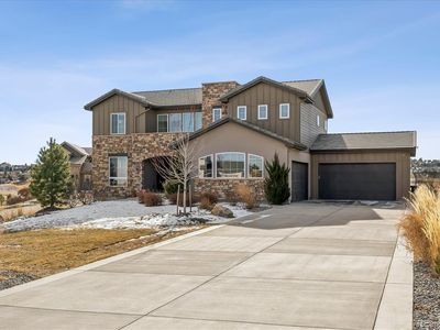 4880 Crescent Moon Place