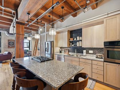 607 Washington Ave S APT 202