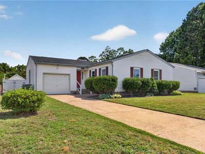 16 E Davis Rd
