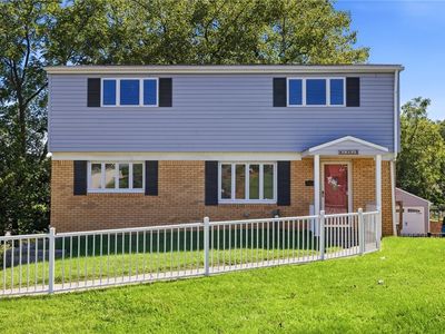 1301 Clara Ave