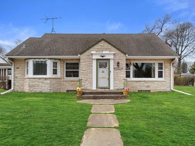 5553 North 11th STREET