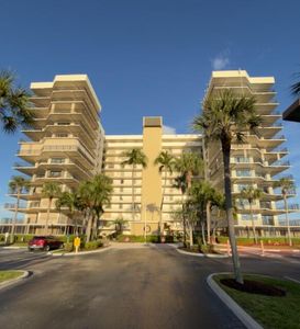 10044 S Ocean Drive #1004